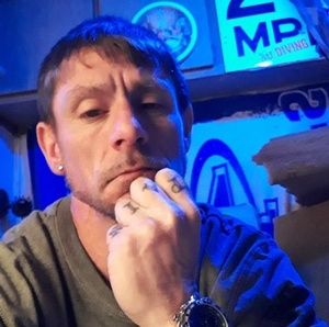 Meet your Posher, Christopher